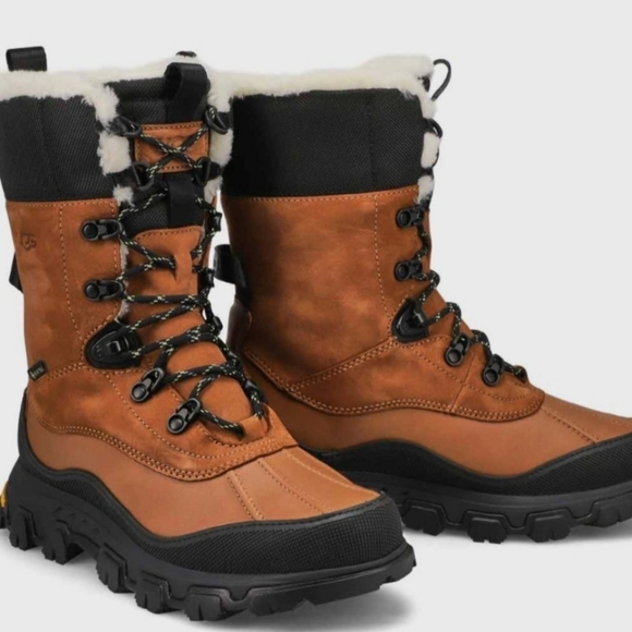 Ugg Adirondack Meridian Chestnut Women Boots Brand New - Picture 3 of 5